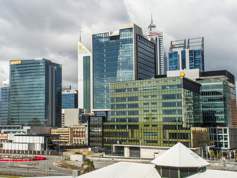 James On The Park - Executive Escapes - Accommodation ACT 5