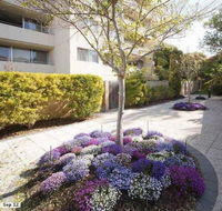 Retro Central Claremont Oasis - Accommodation ACT