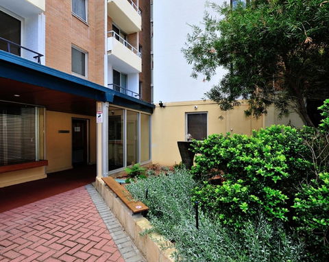 Mollies - Central Fremantle 1 Bedroom Apartment - Accommodation ACT 10