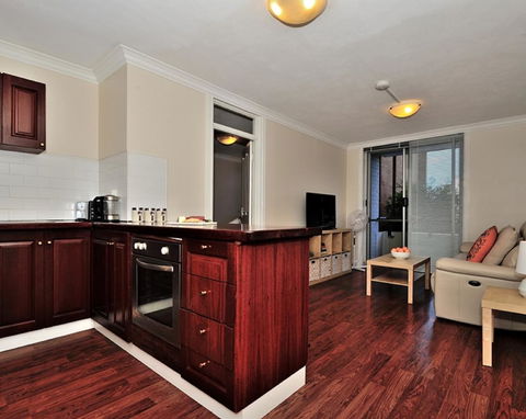 Mollies - Central Fremantle 1 Bedroom Apartment - Accommodation ACT 3