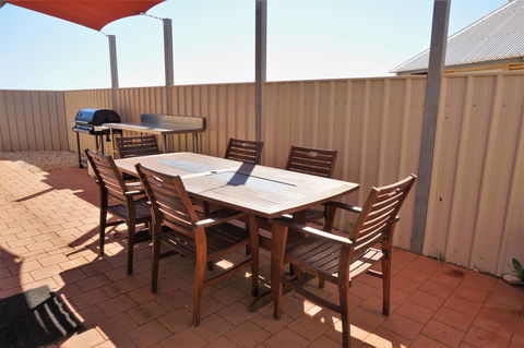 Osprey Holiday Village Unit 104 - Accommodation ACT 22