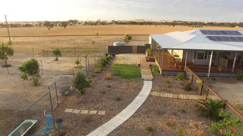 The Mains Guest House 2 Bedroom Farm Stay - Accommodation ACT 14