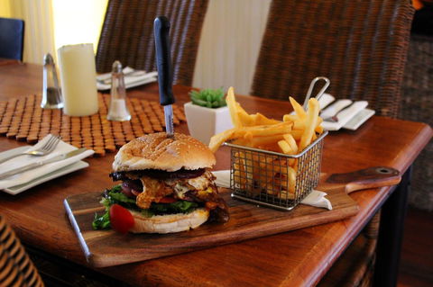 Junction Hotel Moora - Accommodation ACT 22