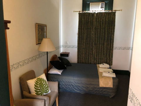 The Palace Hotel - Accommodation ACT 2