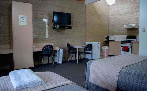 Hopetoun Motel & Chalet Village - Accommodation ACT 35