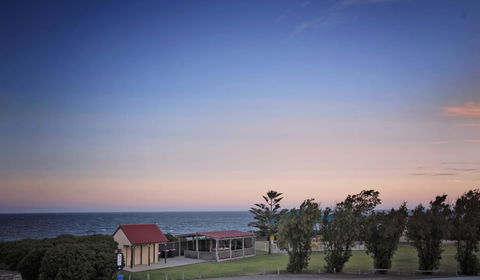 Hopetoun Motel & Chalet Village - Accommodation ACT 34