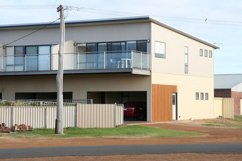 Hopetoun Motel & Chalet Village - Accommodation ACT 21