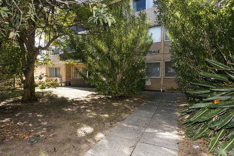 Townshend Rd - Accommodation ACT 38