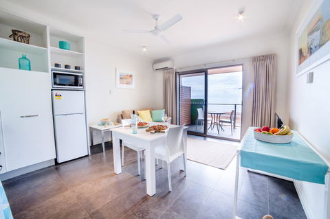 Onslow Beach Resort - Accommodation ACT 10