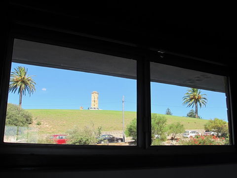 Studio 204 With Harbour, Ocean And Sunset Views From The Balcony - Accommodation ACT 10