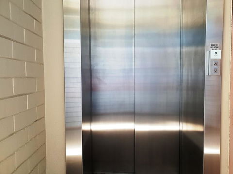 Studio 204 With Harbour, Ocean And Sunset Views From The Balcony - Accommodation ACT 19