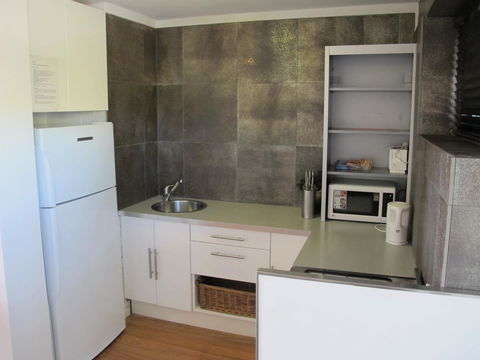 Studio 204 With Harbour, Ocean And Sunset Views From The Balcony - Accommodation ACT 2