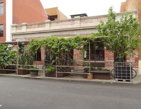 Windows On Pakenham - Accommodation ACT 21