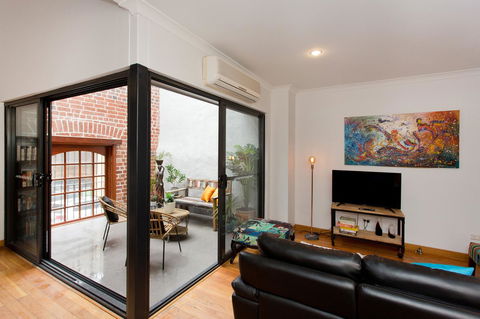 Windows On Pakenham - Accommodation ACT 2