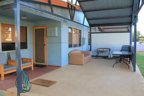 Kestrel Chalets - Accommodation ACT 18