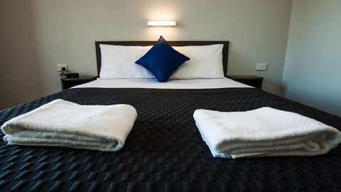 Beadon Bay Hotel - Accommodation ACT 5