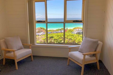 BINALONG BEACH COTTAGE Beachfront At Bay Of Fires Next To Restaurant - Accommodation ACT 3