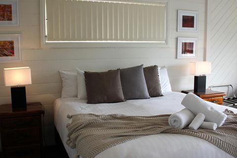BINALONG BEACH COTTAGE Beachfront At Bay Of Fires Next To Restaurant - Accommodation ACT 17