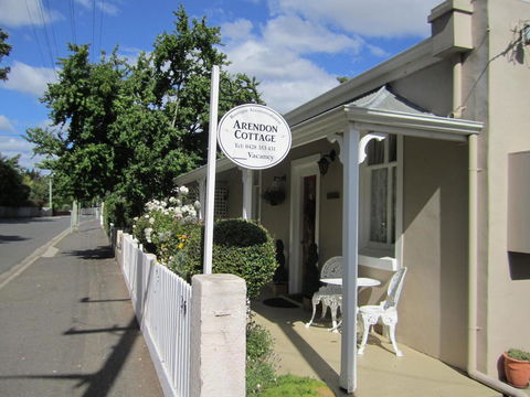 Arendon Cottage - Accommodation ACT 2