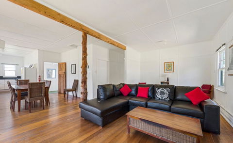 Giants Table And Cottages - Accommodation ACT 9
