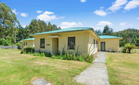 Giants Table And Cottages - Accommodation ACT 13