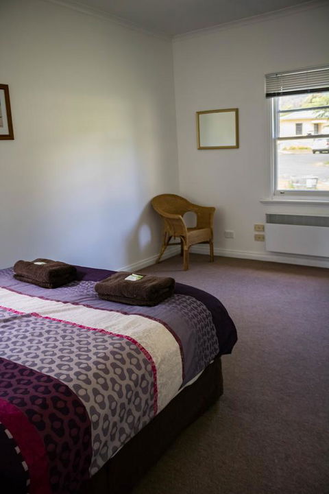 Giants Table And Cottages - Accommodation ACT 6