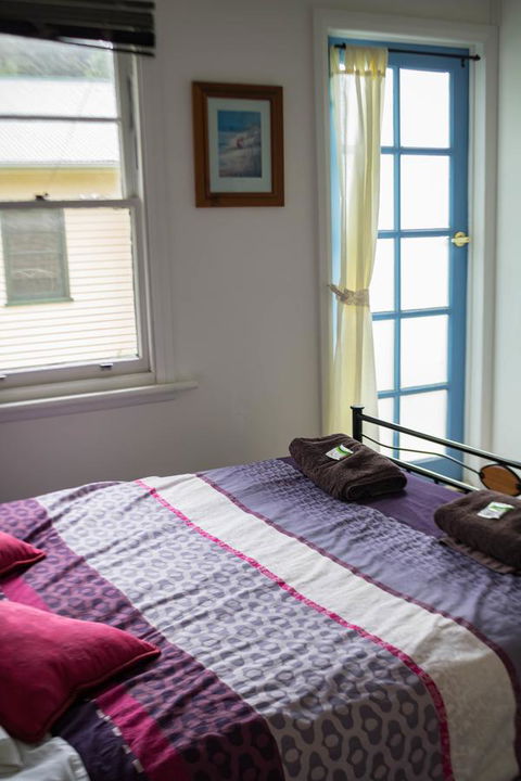 Giants Table And Cottages - Accommodation ACT 15