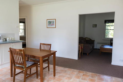 Giants Table And Cottages - Accommodation ACT 20