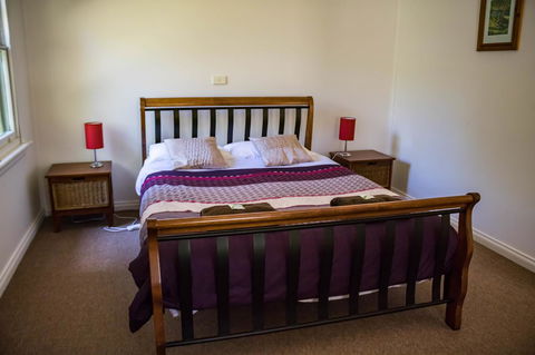 Giants Table And Cottages - Accommodation ACT 18