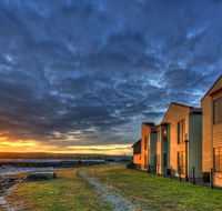 Stanley Village Waterfront Accommodation - Accommodation ACT