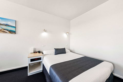 Coach House Launceston - Accommodation ACT 19