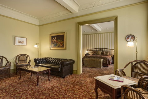 Hadley\'s Orient Hotel - Accommodation ACT 24