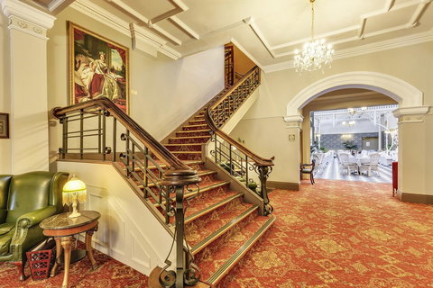 Hadley\'s Orient Hotel - Accommodation ACT 11