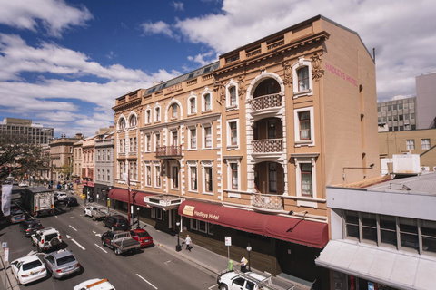 Hadley\'s Orient Hotel - Accommodation ACT 0