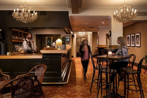 Hadley\'s Orient Hotel - Accommodation ACT 15