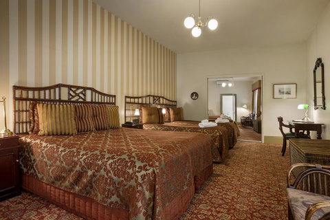 Hadley\'s Orient Hotel - Accommodation ACT 21