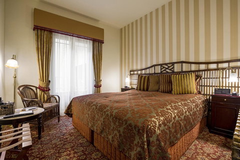 Hadley\'s Orient Hotel - Accommodation ACT 32