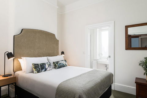 The Florance - Accommodation ACT 44