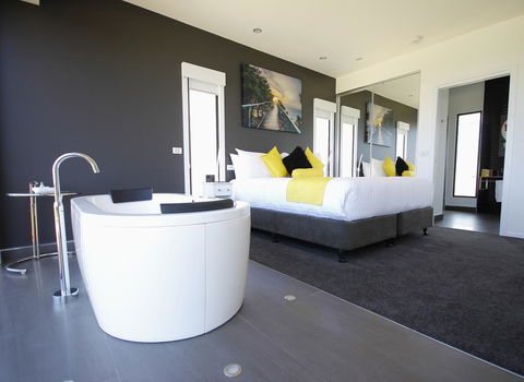 Horizon Deluxe Apartments - Accommodation ACT 5