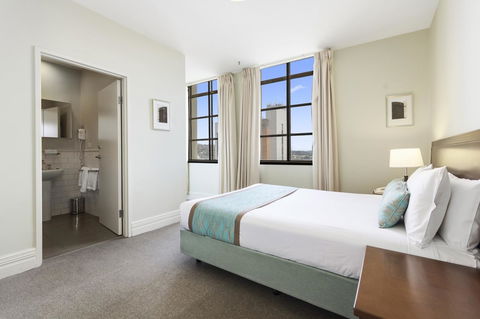 Launceston Central Apartment Hotel Official - Accommodation ACT 5