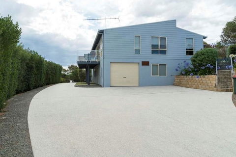 Freycinet Panorama - Accommodation ACT 2