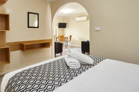 Elphin Serviced Apartments - Accommodation ACT 31