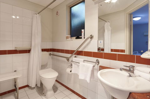 Elphin Serviced Apartments - Accommodation ACT 32