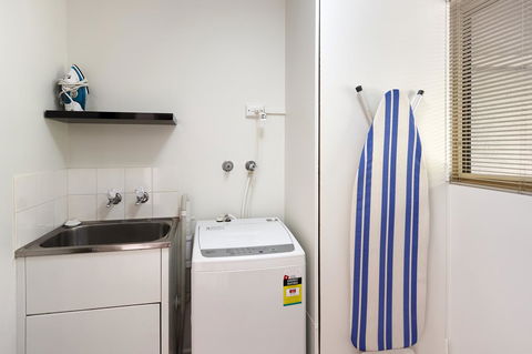 Elphin Serviced Apartments - Accommodation ACT 28