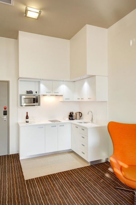 Mantra Charles Hotel - Accommodation ACT 44