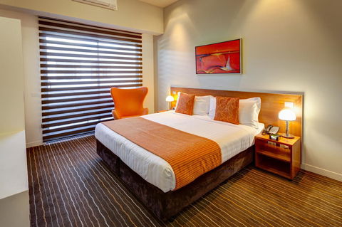 Mantra Charles Hotel - Accommodation ACT 33