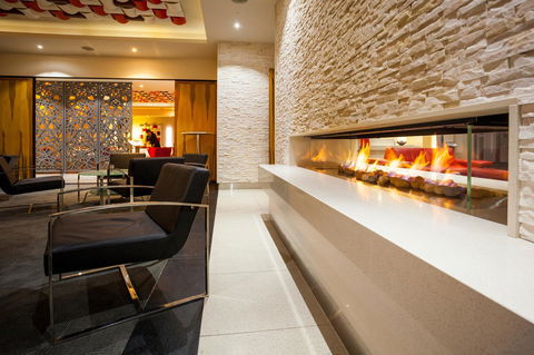 Mantra Charles Hotel - Accommodation ACT 14
