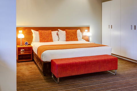 Mantra Charles Hotel - Accommodation ACT 28