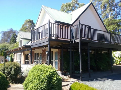 Robin\'s Nest B&B - Accommodation ACT 0