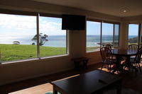Book Penguin Accommodation Vacations Accommodation ACT Accommodation ACT